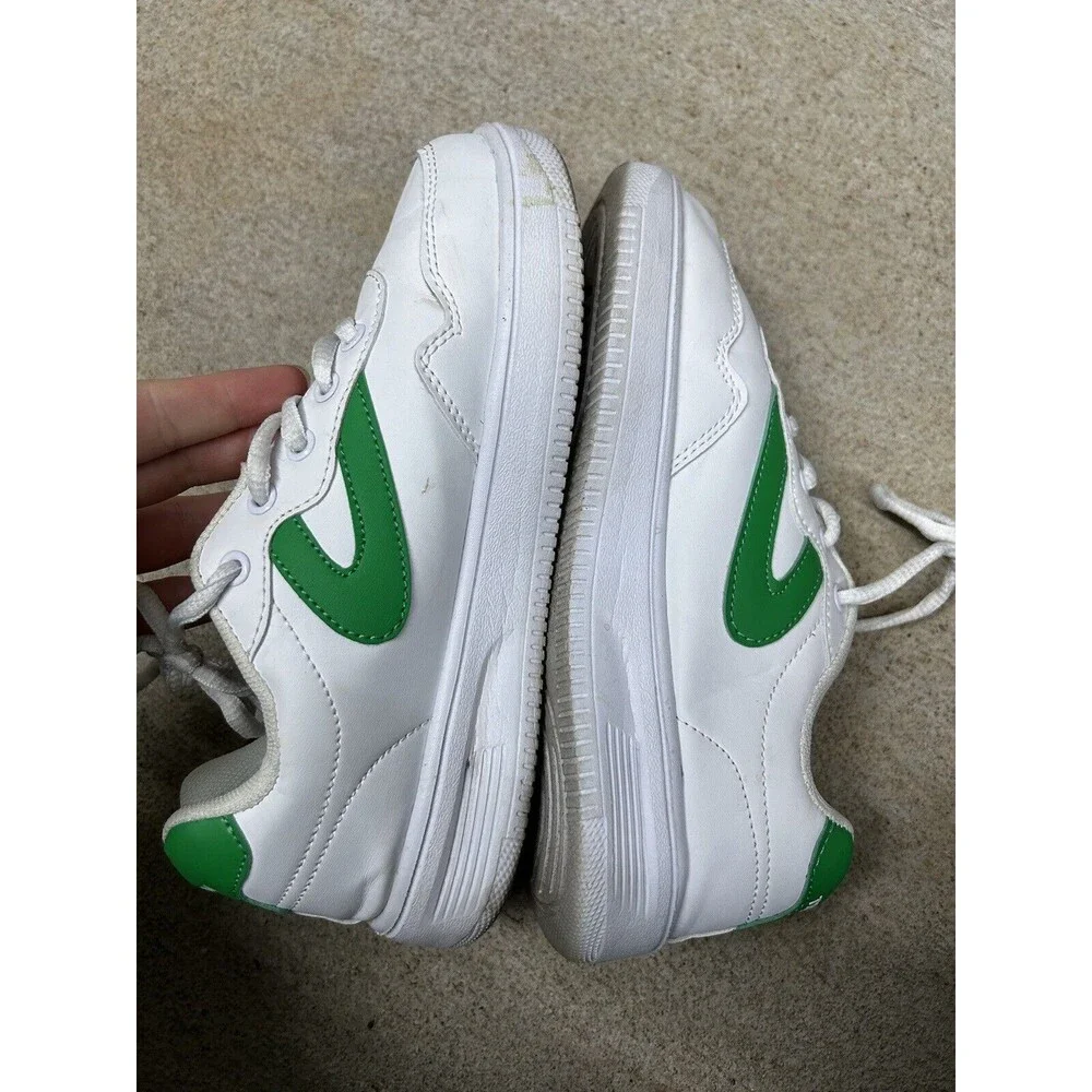 Tretorn good used
